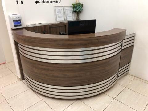 Vende-se balcão