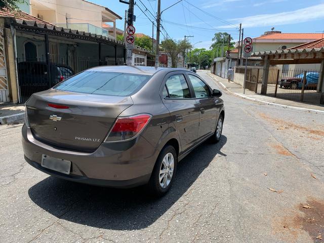 Prisma 1.4 LTZ 2014 70 mil km - novíssimo - Foto 2