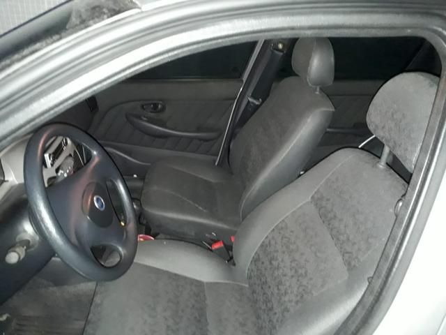 Vende-se carro em bom estado!! - Foto 4