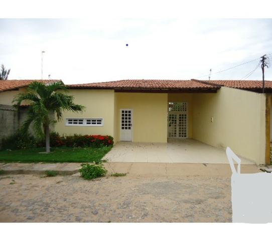 Casa 3 quartos, 1 suíte no Reis Veloso em Parnaíba, condomínio fechado