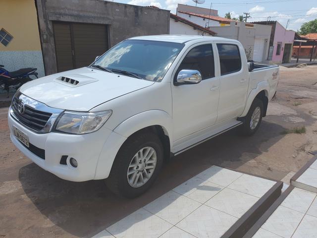 Hilux srv 3.0 diesel 2013/2014 aro 17 top - Foto 4