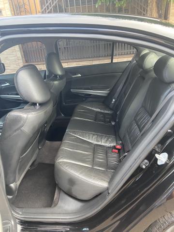 Honda Accord 3.5 V6 - Foto 12