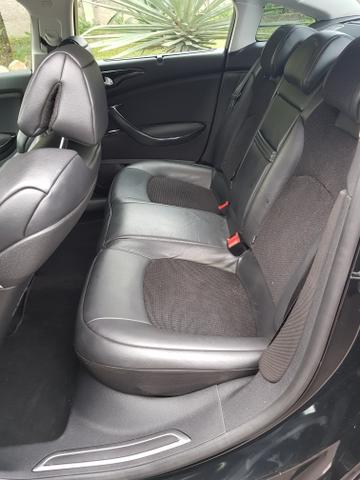 Citroen C5 Sedan 2011 - Foto 18