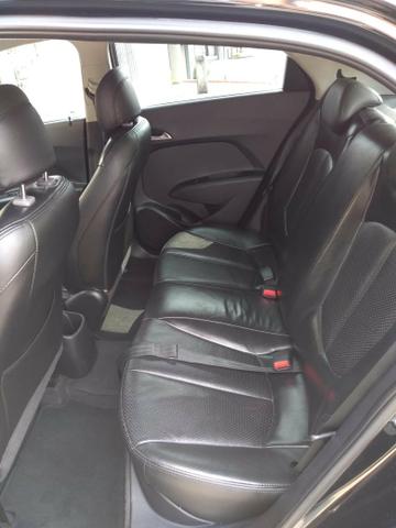 Vende HB20 Premium 2014 automático, em ótimo estado - Foto 7