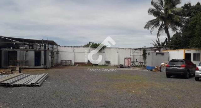SÃO SEBASTIÃO DO PASSÉ, Centro! Galpão com 1.400m² com área edificada coberta. R$3.200,00. - Foto 5