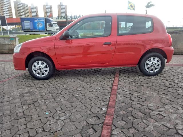 Clio 2013 c AR trava e alarme 5 pneus zero! 16.990av ou entrada 4.990 + parcelas 399 - Foto 2