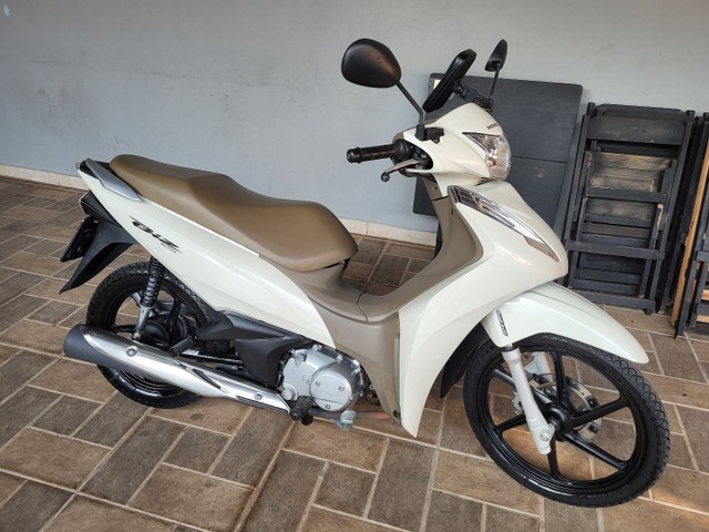 VENDO MOTO BIZ 125 FLEX ANO 2019