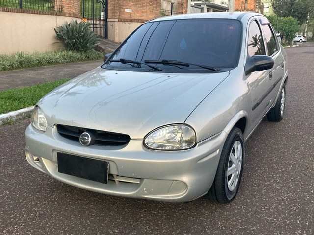 CORSA CLASSIC SEDAN 1.0