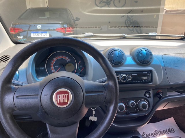 FIAT UNO VIVACE 4P 2014