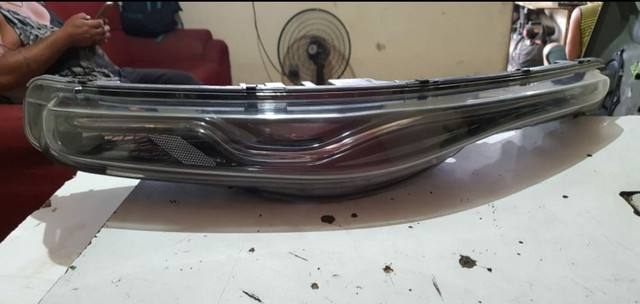 Farol da Fiat toro