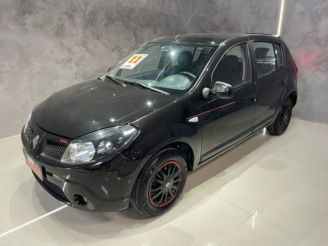 RENAULT SANDERO 16GTLINE