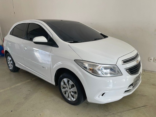 ONIX LT 1.0 2015 AGUINALDO *
