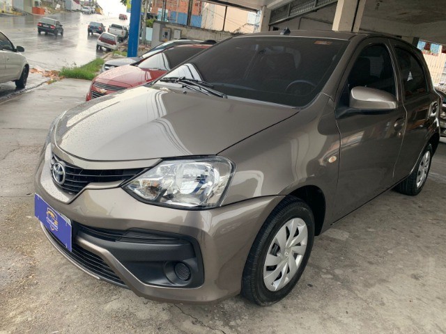 TOYOTA ETIOS X 1.3