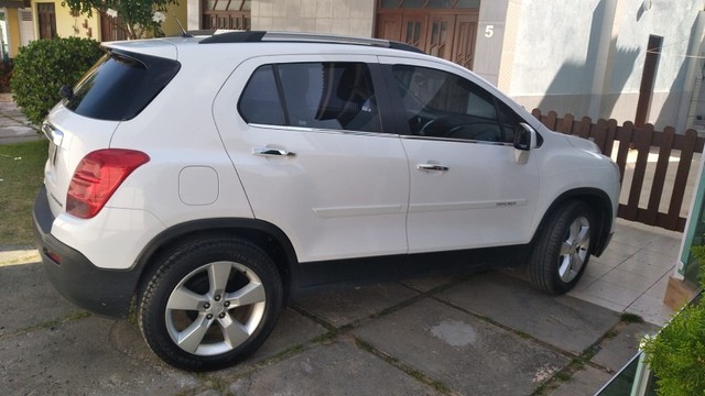 VEÍCULO TRACKER 1.8 LTZ 2014 COMPLETO