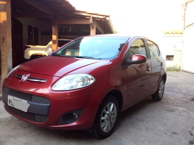 FIAT PALIO ATTRACTIVE 1.0 2014/2015