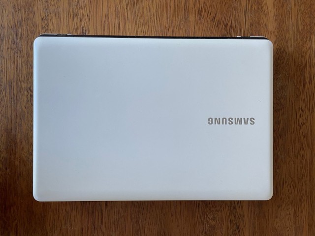 Notebook Samsung i5 8gb 1Tb 2015
