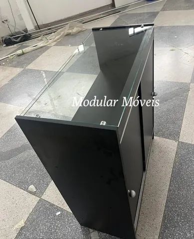 Balcão Vitrine com Vidro Superior e Portas - Preto - Foto 4