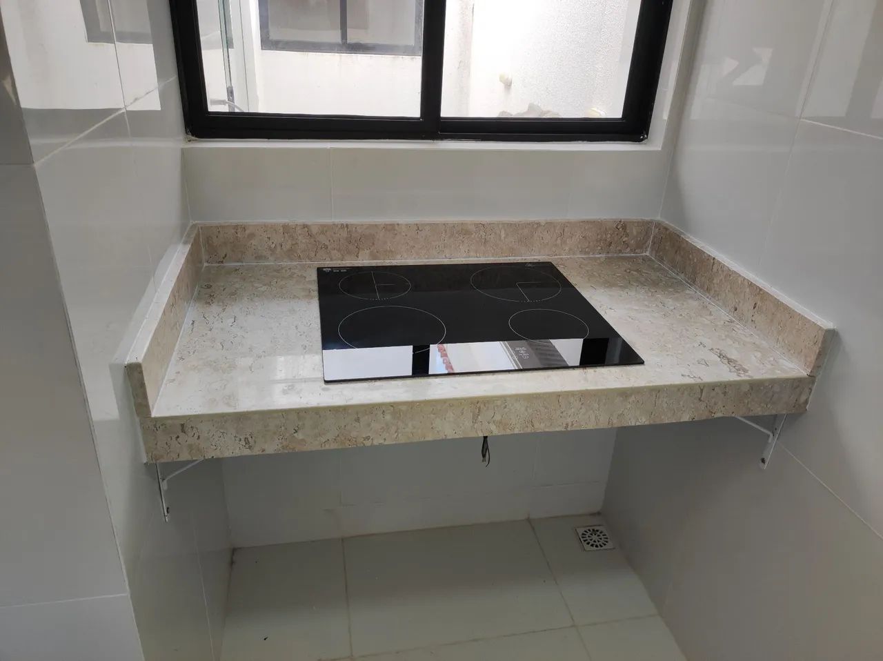 Vendo mármore e granito
