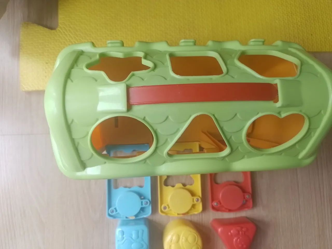 Casinha curral com portas, chaves e mais 9 peças de encaixar. - Foto 5