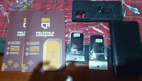 Kit 2 Capas De Celular + 2 Peliculas De Tela + 2 Peliculas Moto Edge 30 Ultra