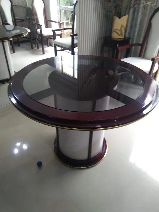 Sala De Jantar Em Madeira De Mogno 