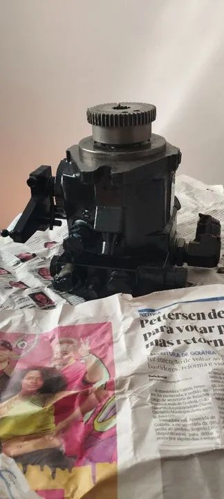 Vendo bomba hidráulica DYNAPAC - Foto 3
