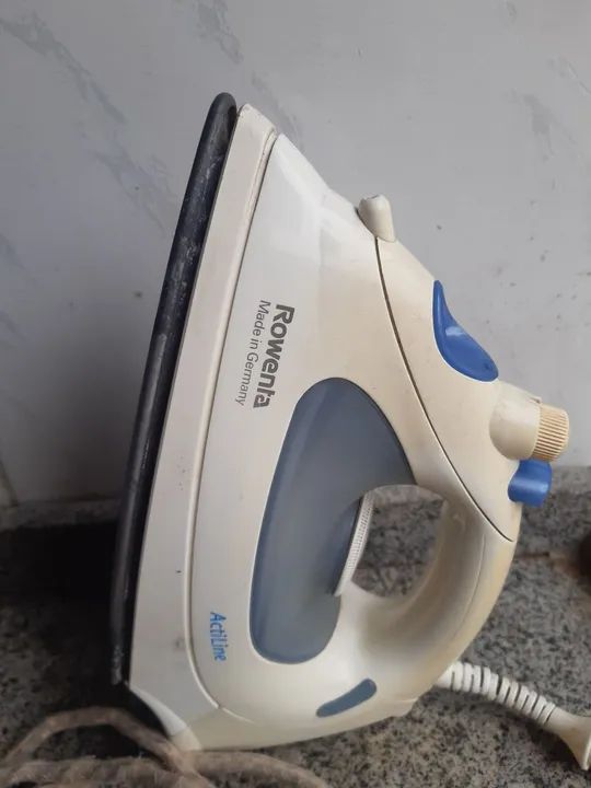 2  Ferros de Passar   220 volts - Foto 2