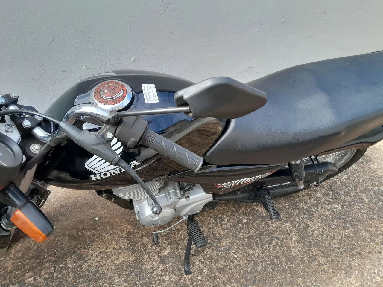 Vendo moto titan 150ks IPVA pago 2024,tudo 0k só transferir.  - Foto 3