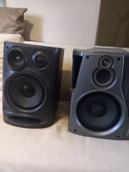 2 caixas de som aiwa aceito trocar
