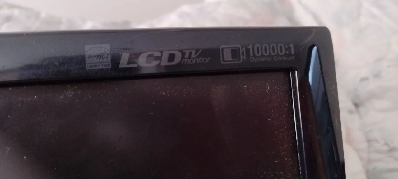 Vendo monitor e (2 pendentes luminárias)  - Foto 2