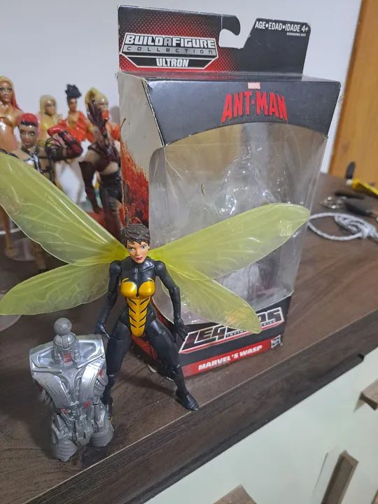 Figura de Ação Marvel's Wasp - Build a Figure
