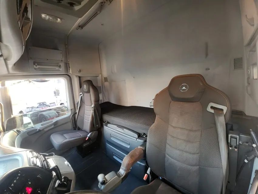 Mercedes-Benz Actros 2651 Mega Space 6X4 - Foto 6