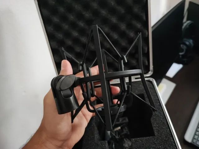 Microfone Condensador AKG Perception 420 - Foto 4