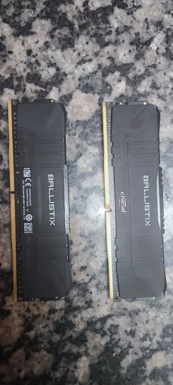 Memória RAM Ballistix 16GB DDR4 2666MHz