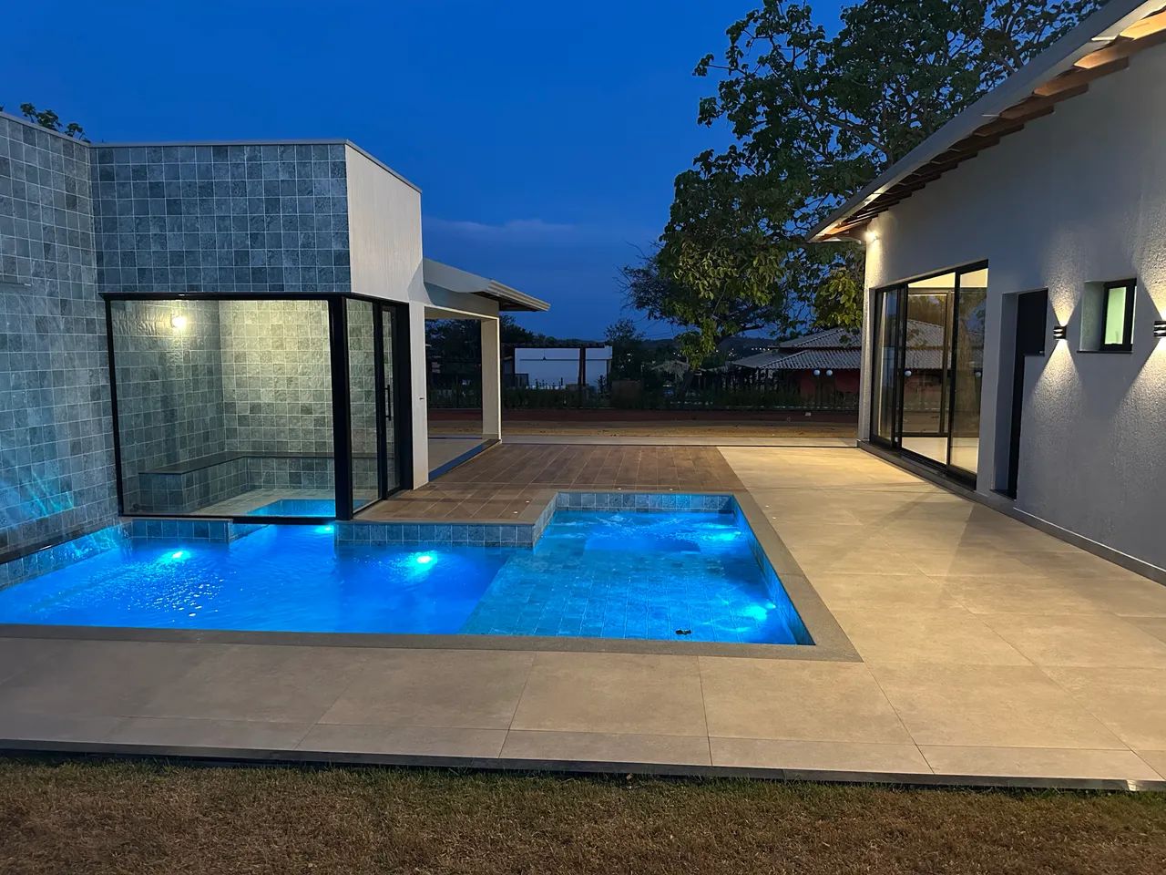 VENDO EXCELENTE CASA EM CONDOMÍNIO FECHADO - Foto 5