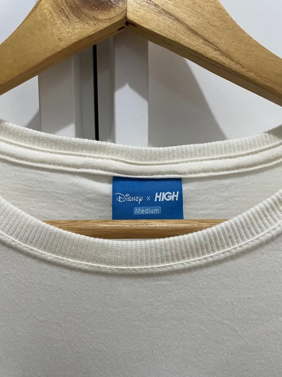 Camiseta High x Disney M (usada 1x, ZERO) - Foto 5