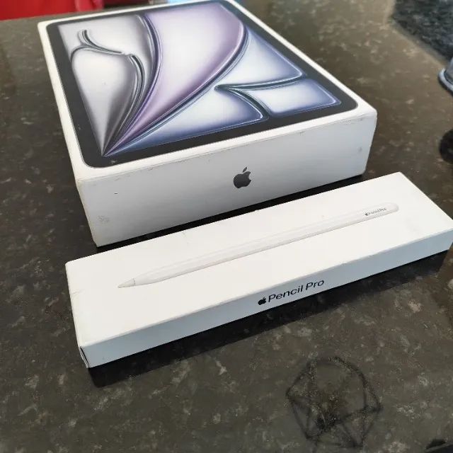 Ipad Air M3 128GB Space Gray + Apple Pencil Pro à Pronta Entrega