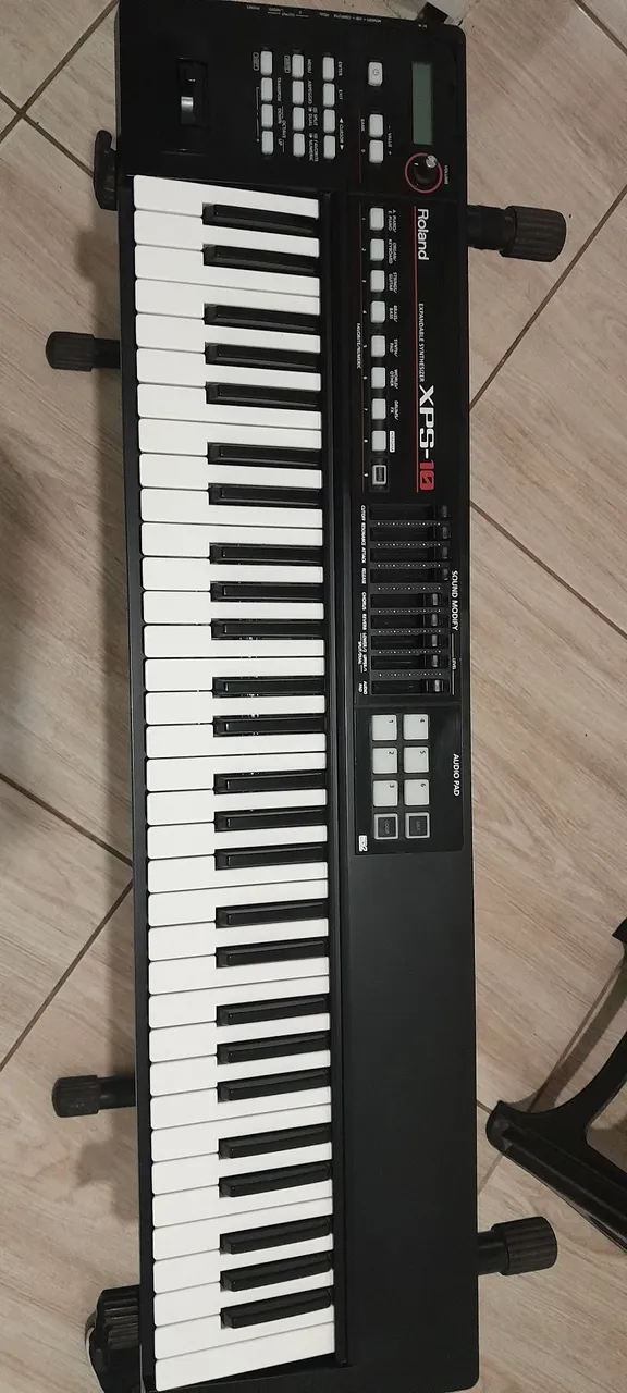 roland 700