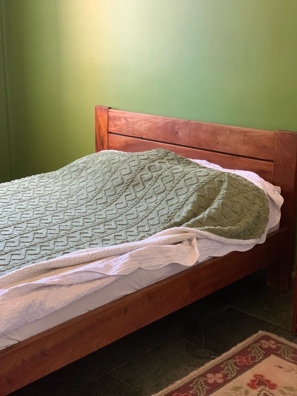 Cama de casal - Madeira Maciça 64176432455297121