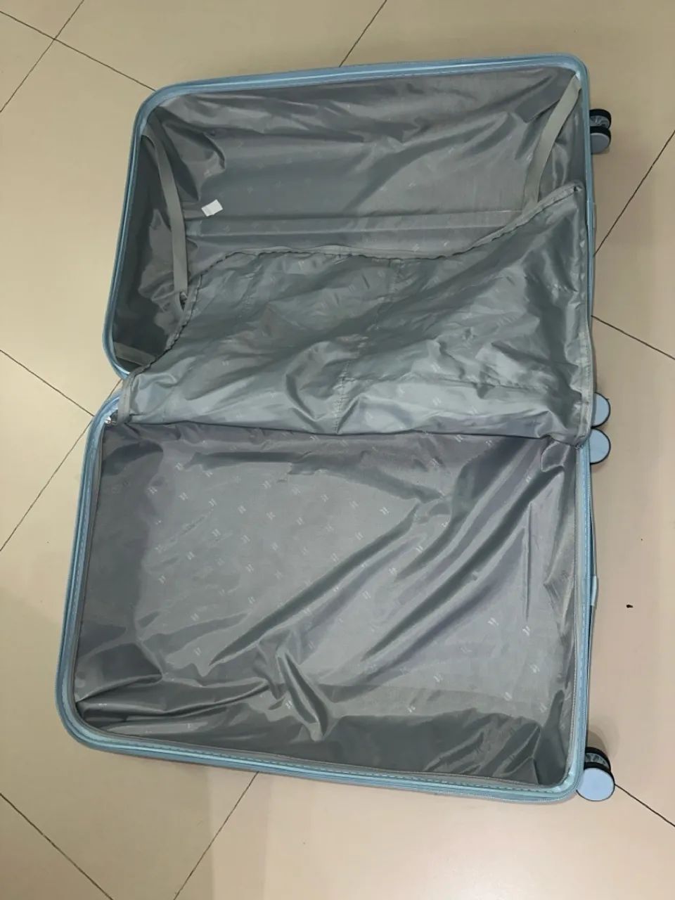 Mala de viagem grande com rodinhas modernas - Foto 5