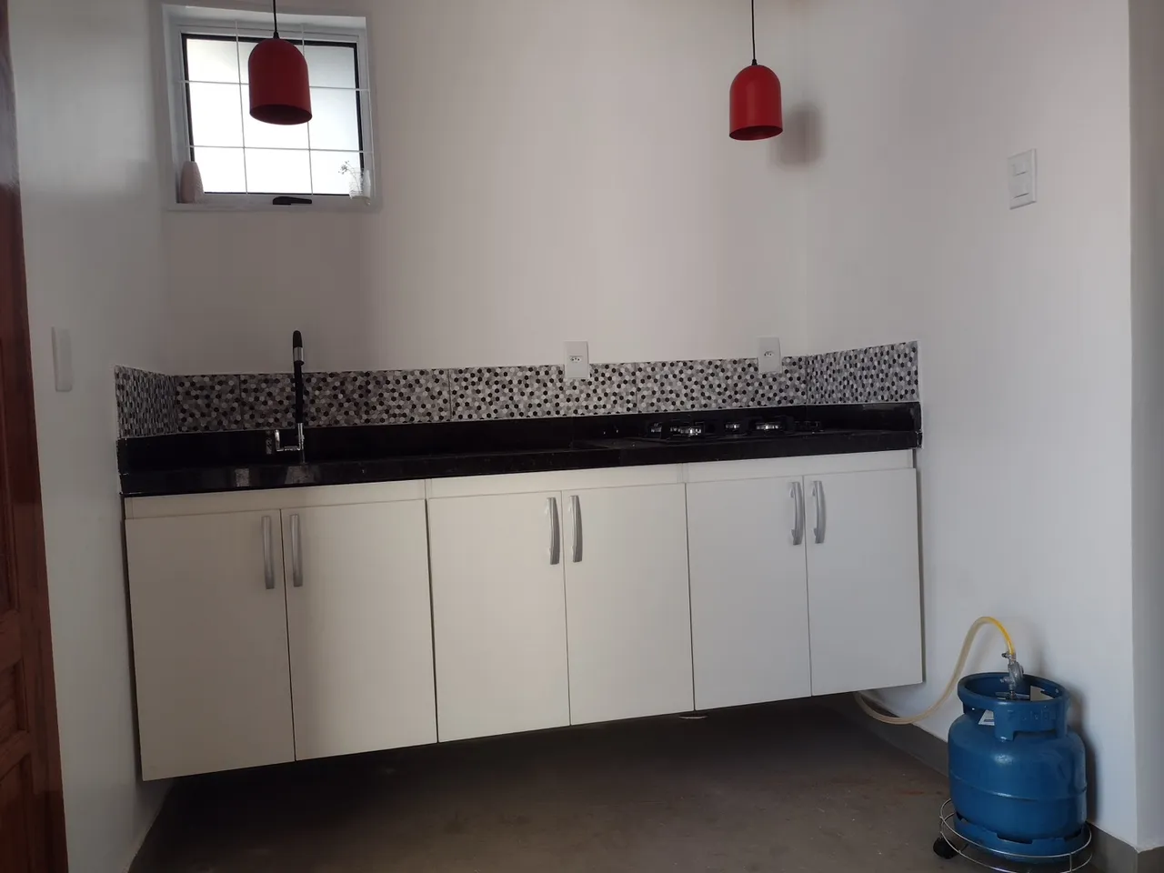 Alugo apartamento