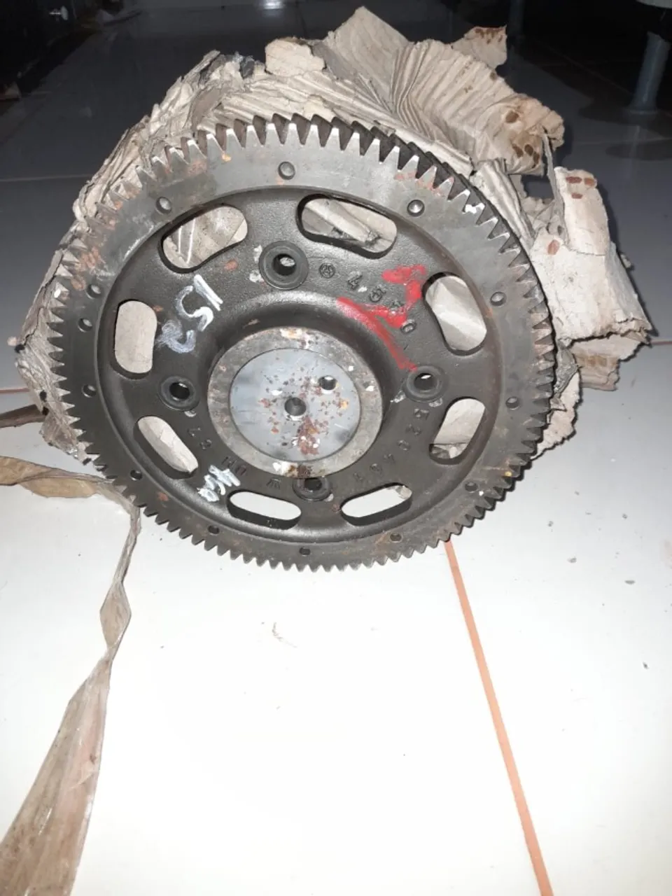 Eixo do comando de válvula do motor 457 Mercedes 1938. Tratar com Geremias *