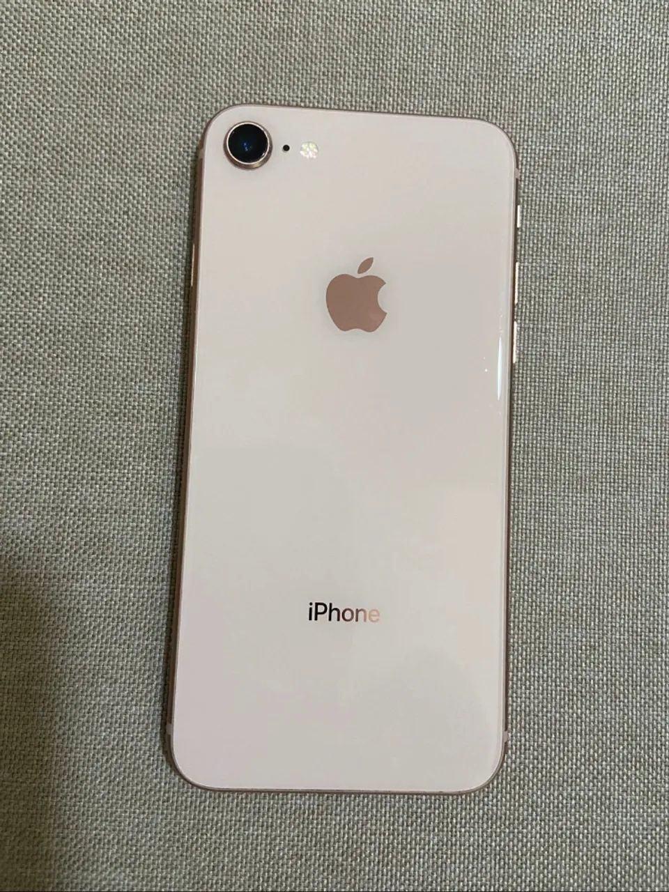 iPhone 8 256gb bateria 100% de uso pessoal meu. - Celulares e