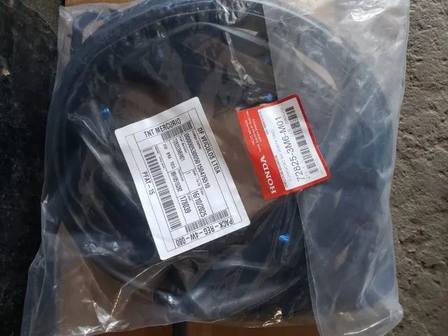 Guarnição Porta Trás 72825-3m6-m01 Honda Hrv Genuína Preto LD - Foto 2