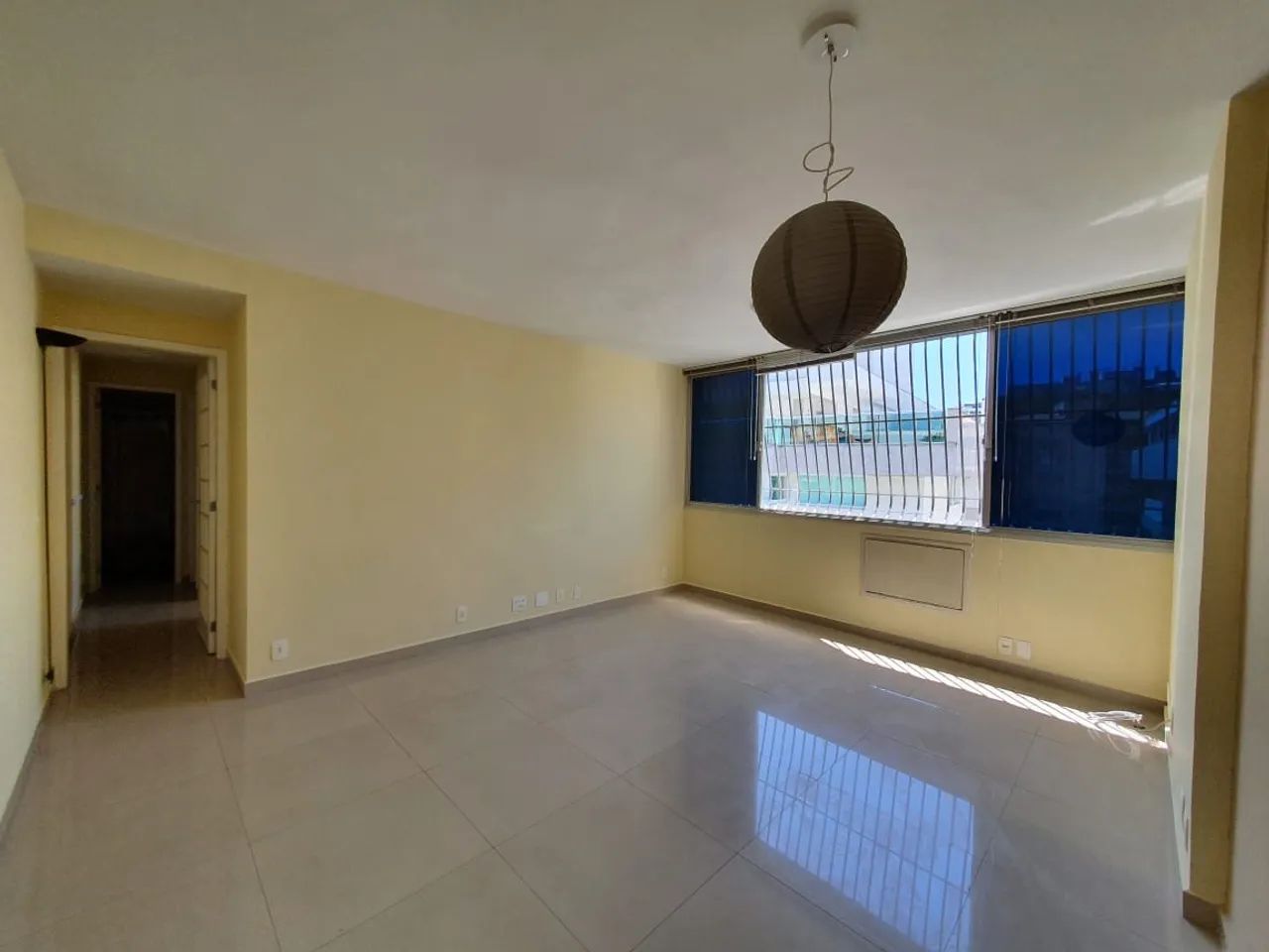 Imóvel para aluguel possui 70 metros quadrados com 2 quartos em Icaraí - Niterói - RJ