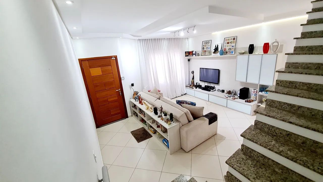 Ótimo Sobrado 3 dormitórios Jd. Leocadia- Sorocaba-SP
