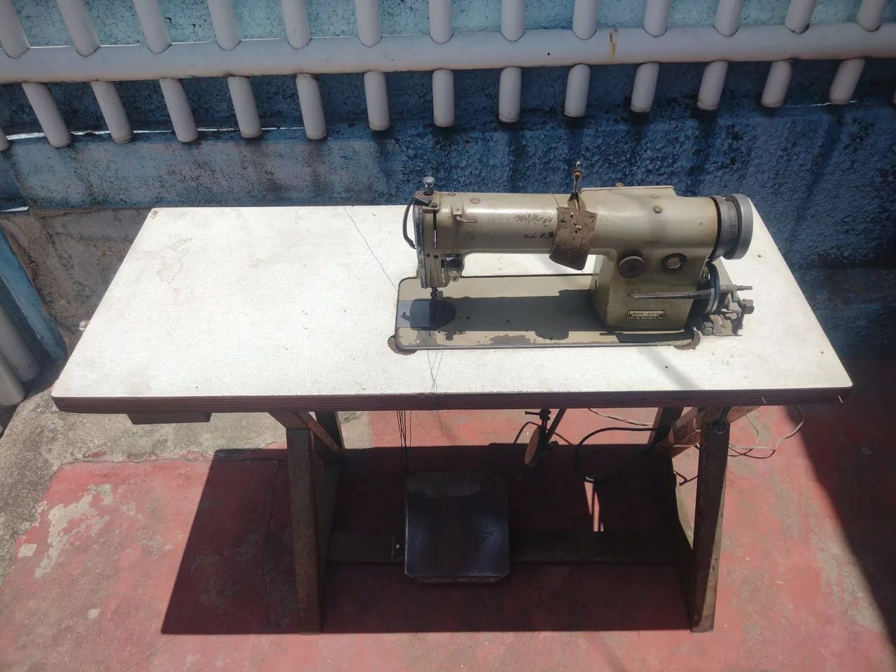 Máquina de costura profissional juki - Foto 2