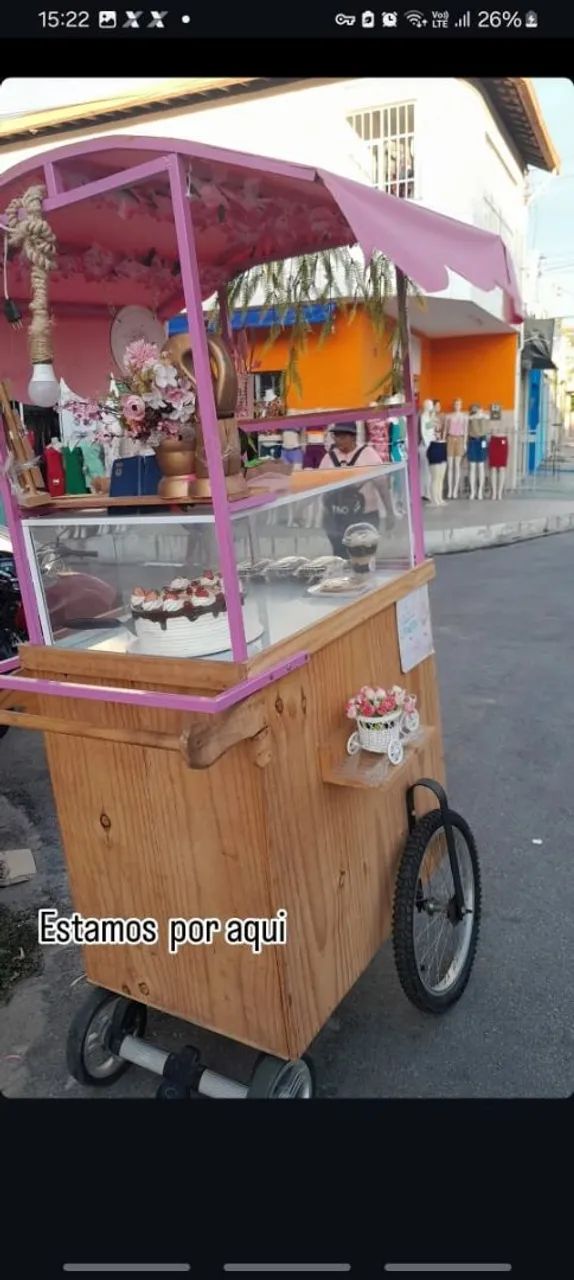 Carrinho de doces e Bolo personalizado
