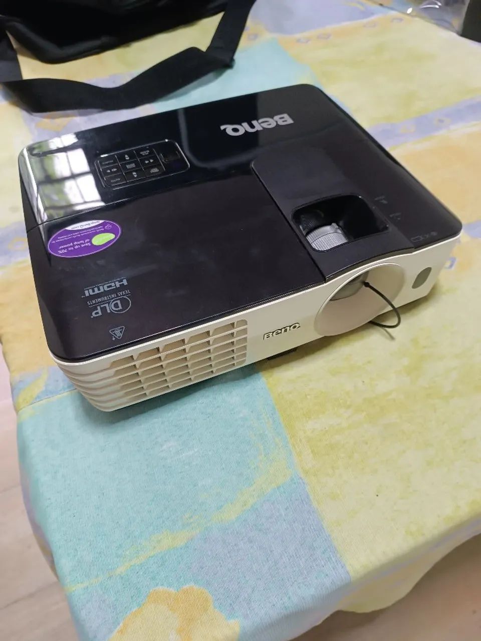vendo um projetor benq HDMI e um telão separados, ou alugo 