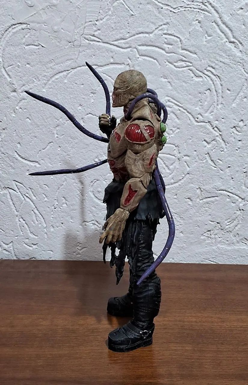 Nemesis Type 2 Resident Evil 3 Custom Action Figures - Foto 5